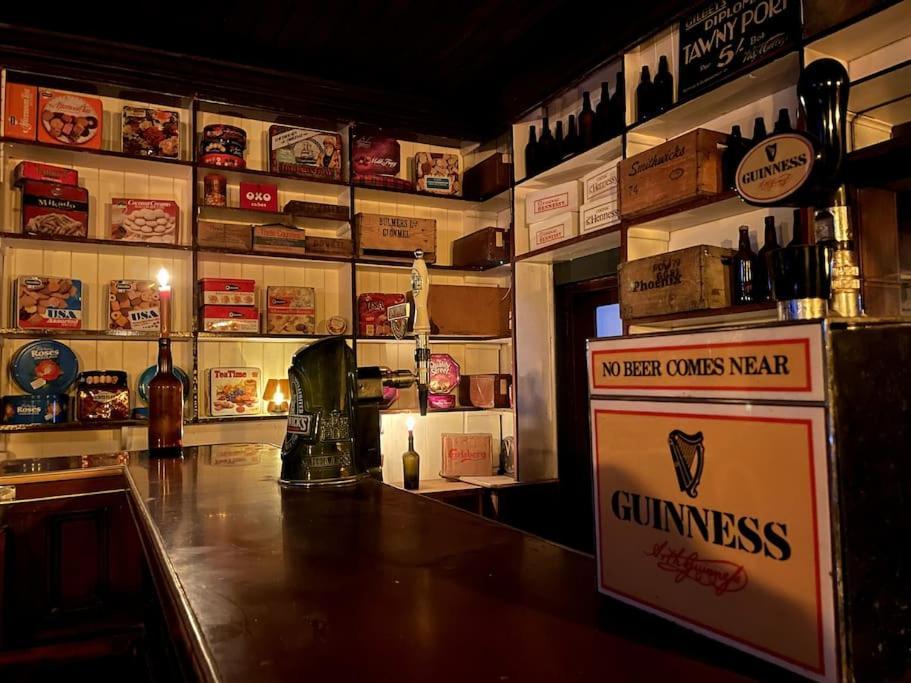 Villa Tw O Connell Old World Irish Pub Cahersiveen Exterior foto