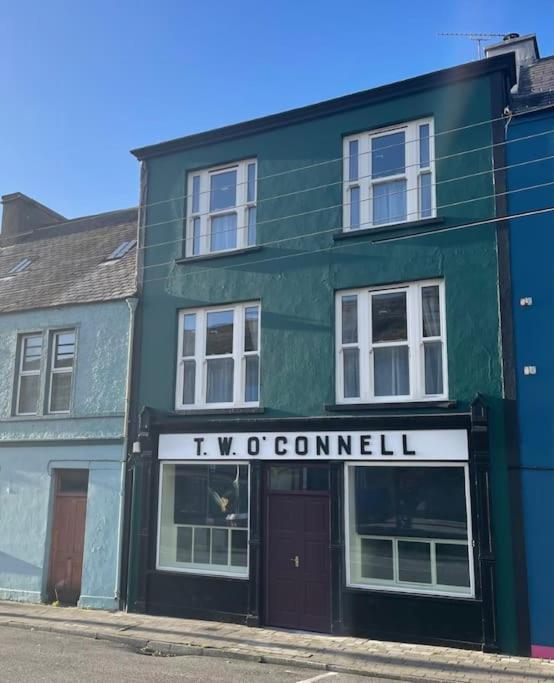 Villa Tw O Connell Old World Irish Pub Cahersiveen Exterior foto